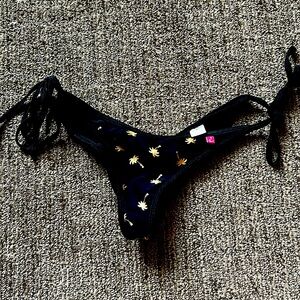 Chynna dolls classic cheeky scrunch bottom bikini